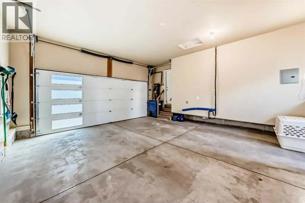 39 Arbour Estates Way NW