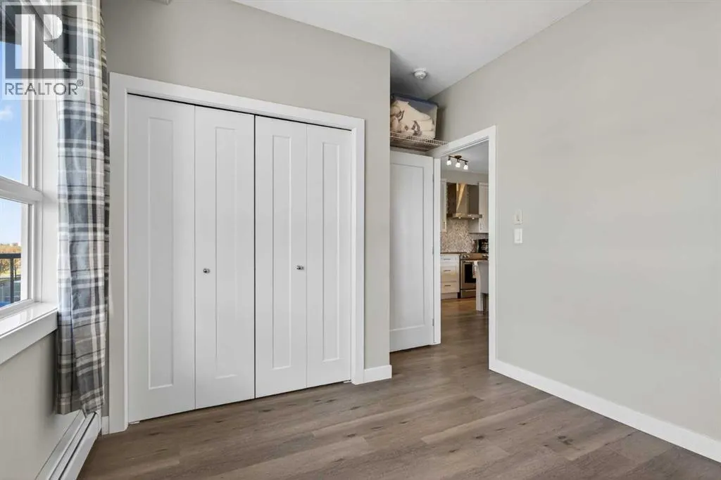 207, 20 Walgrove Walk SE