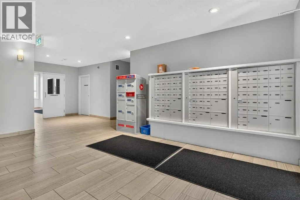 207, 20 Walgrove Walk SE