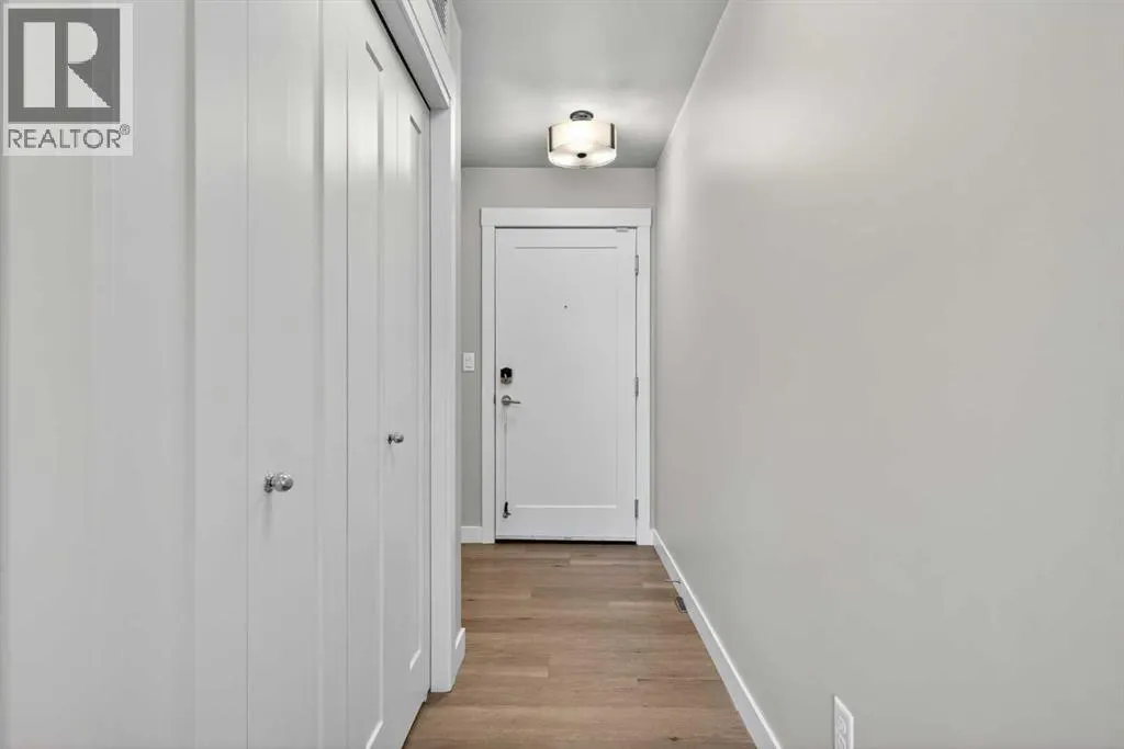 207, 20 Walgrove Walk SE