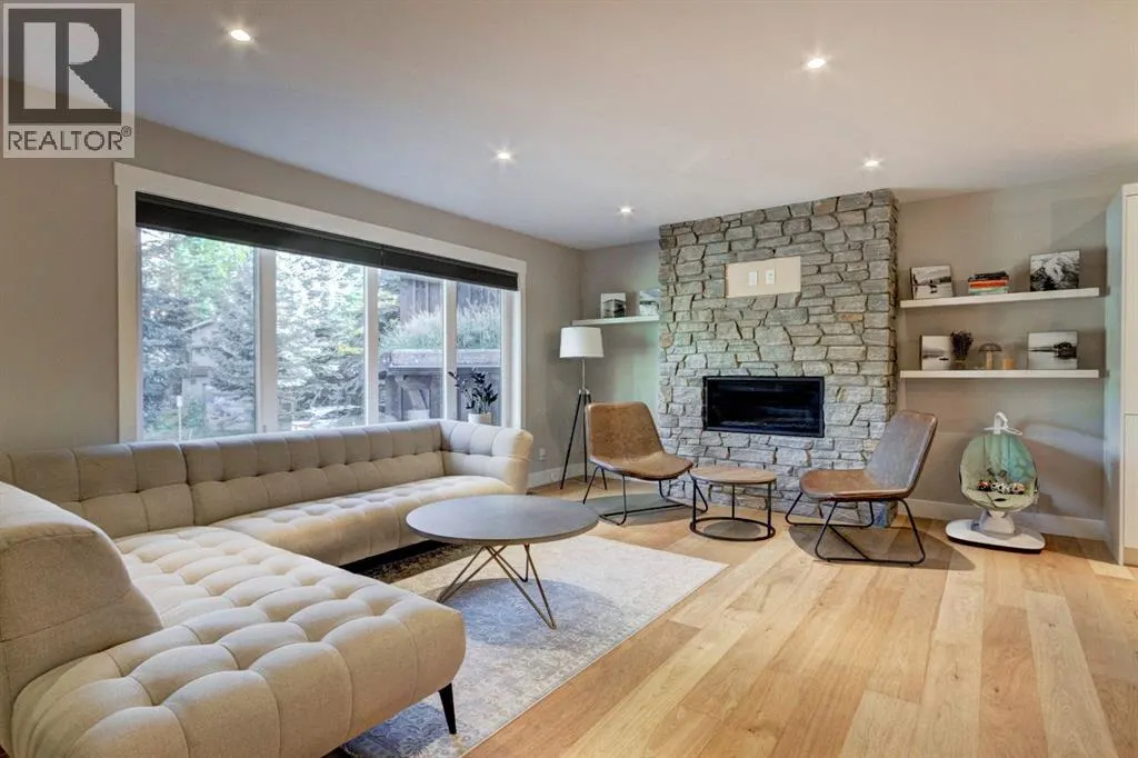 1106 Larch Place