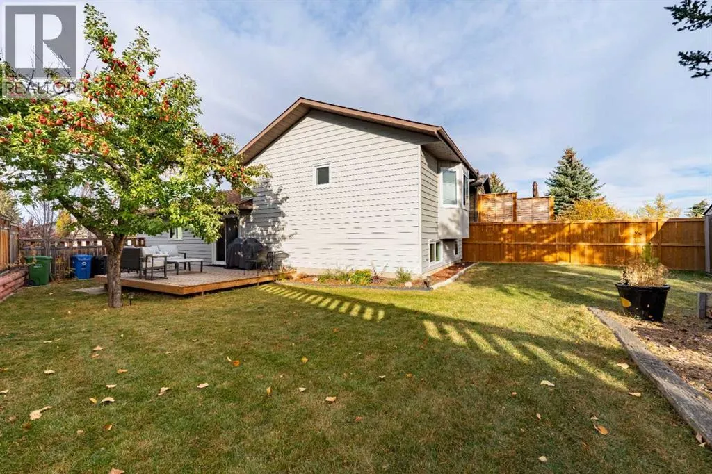 68 Macewan Glen Close NW