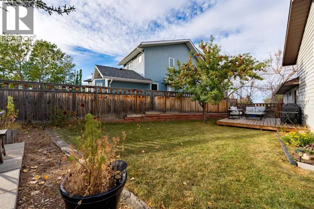 68 Macewan Glen Close NW