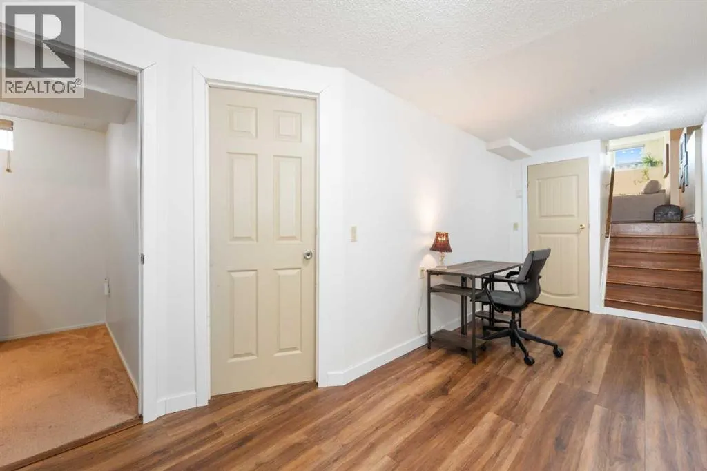 68 Macewan Glen Close NW