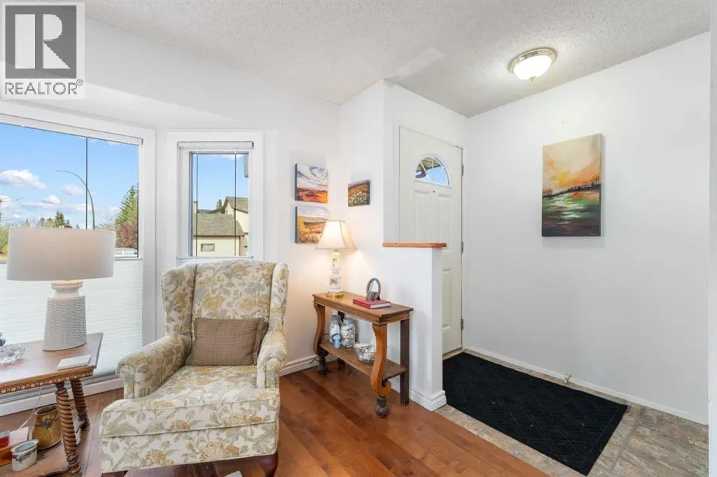 68 Macewan Glen Close NW