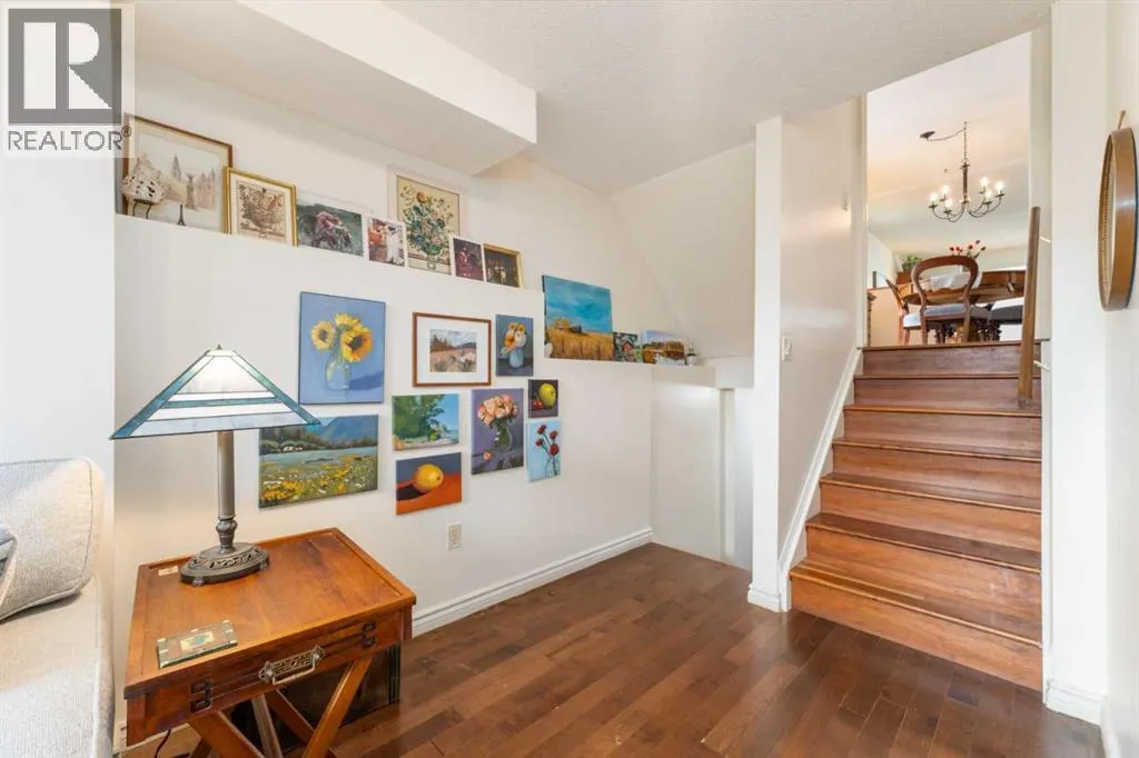 68 Macewan Glen Close NW