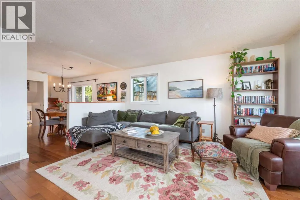 68 Macewan Glen Close NW