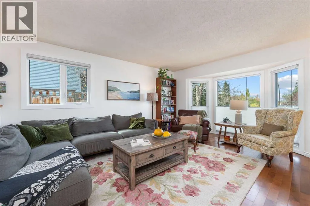 68 Macewan Glen Close NW