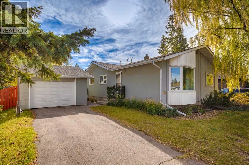 114 Hallbrook Drive SW