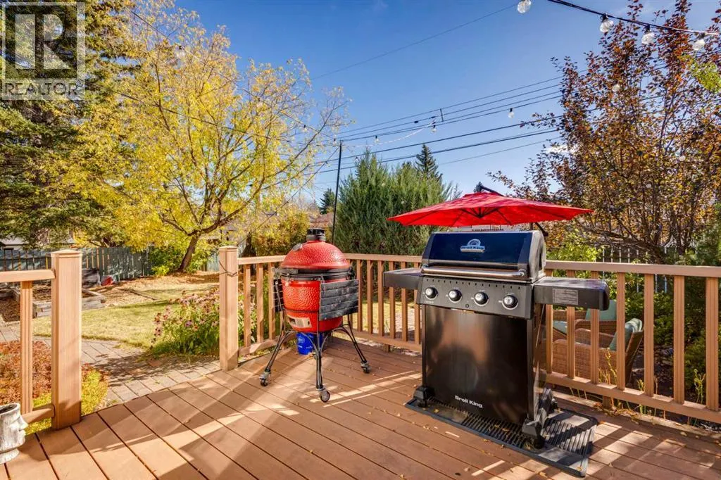 114 Hallbrook Drive SW