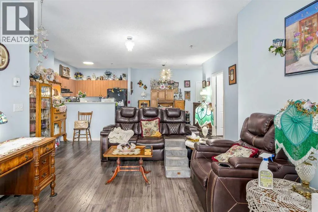 1116, 1140 Taradale Drive NE