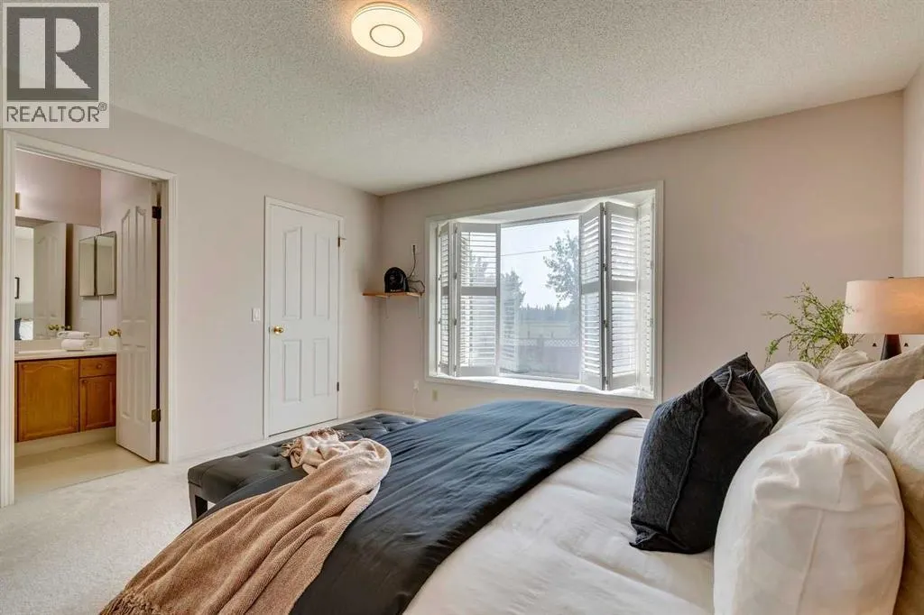 33 Shawnee View SW