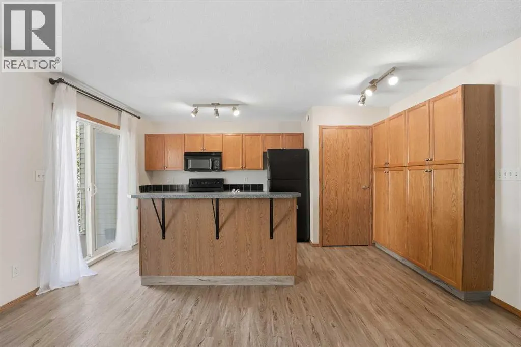 41, 20 Jacobs Close