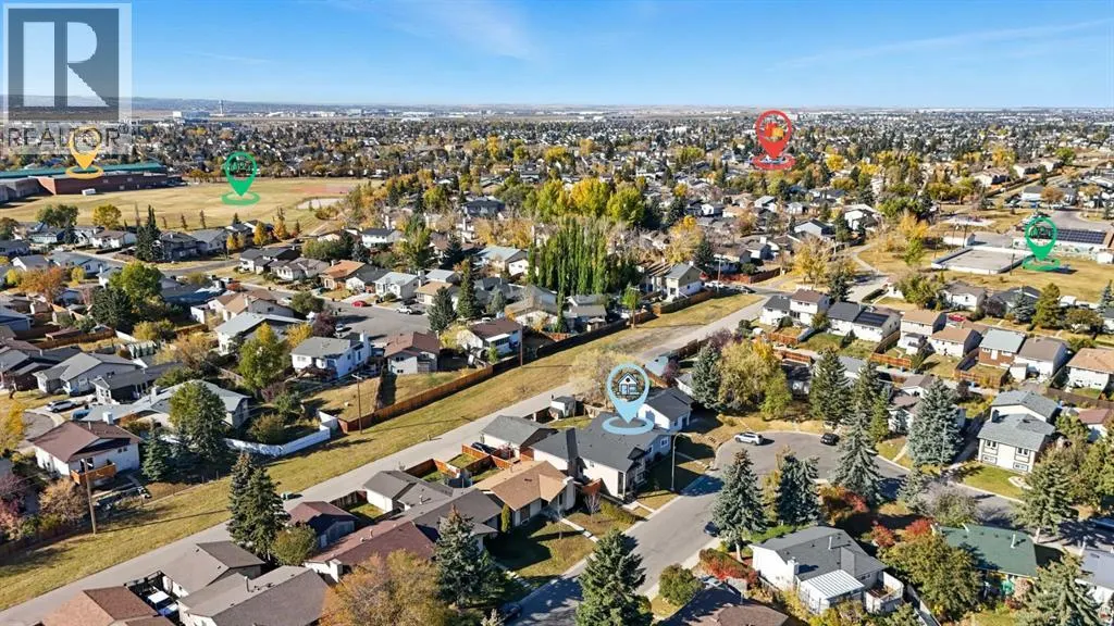 108 Falchurch Crescent NE