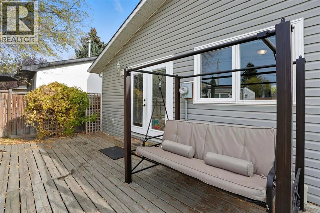 108 Falchurch Crescent NE