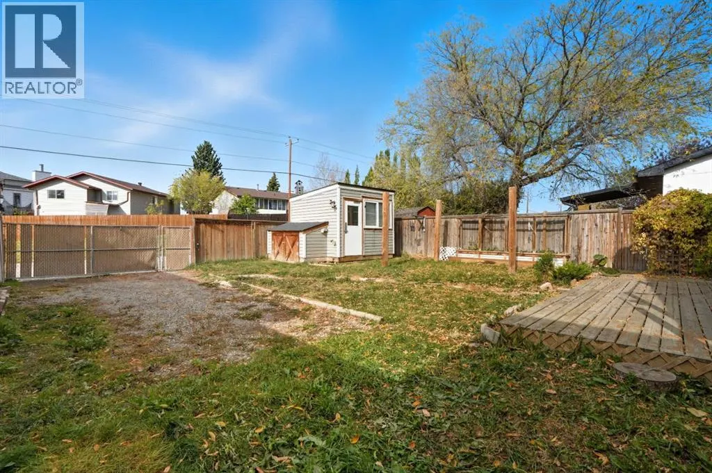 108 Falchurch Crescent NE