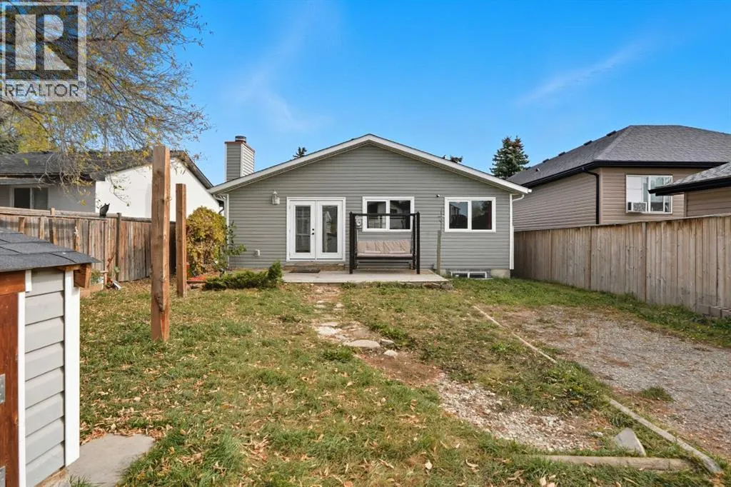 108 Falchurch Crescent NE
