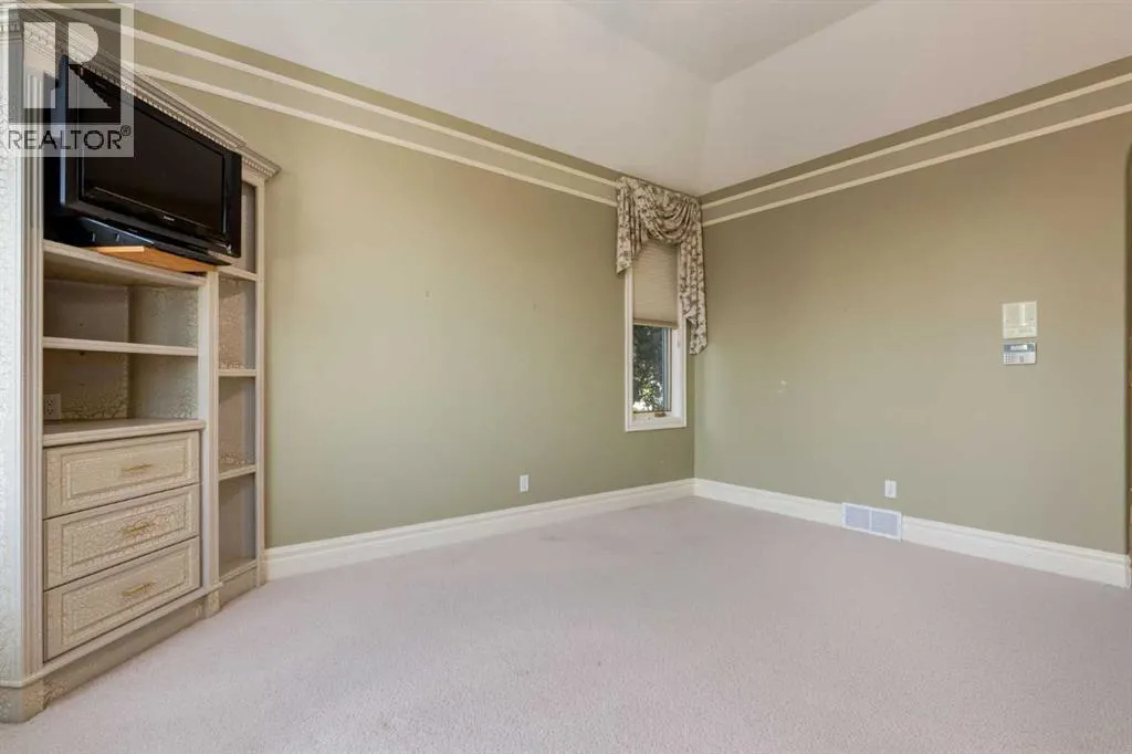 14 Patina Lane SW