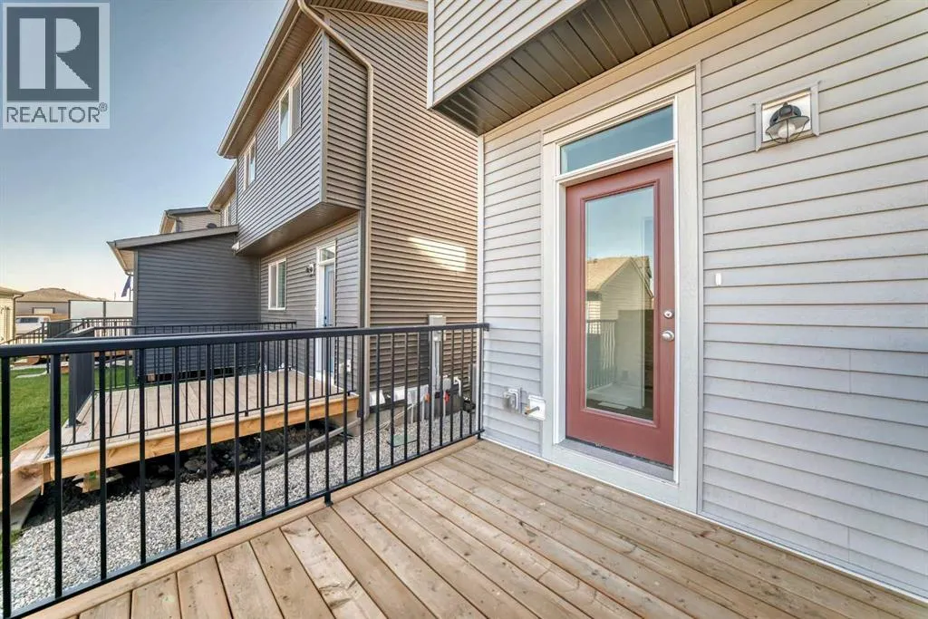 236 Rangeview Way SE