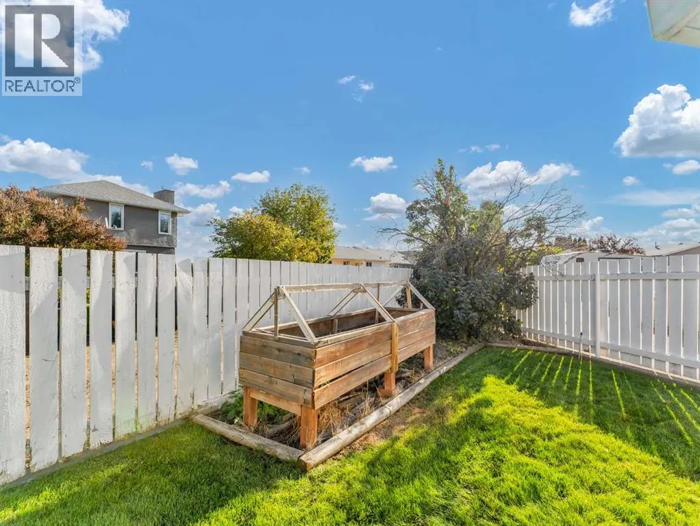 43 Prairie Court NE