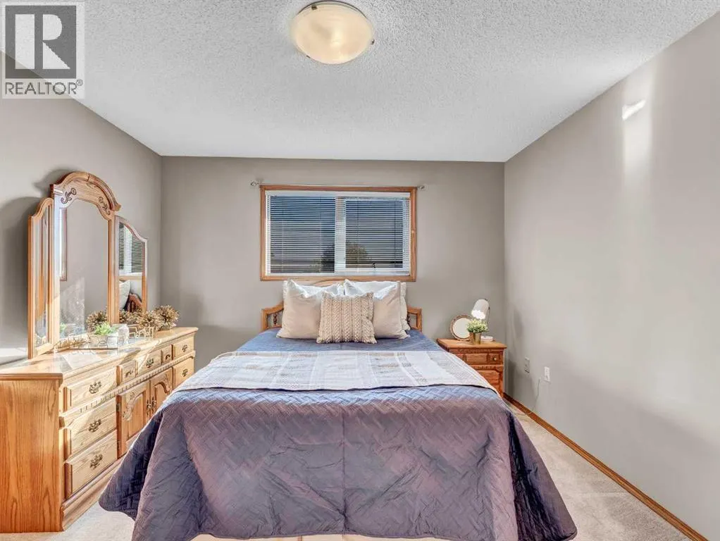 43 Prairie Court NE