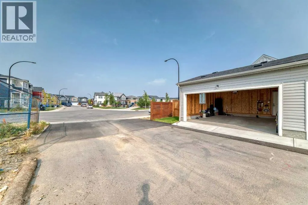 9 Sage Hill Path NW