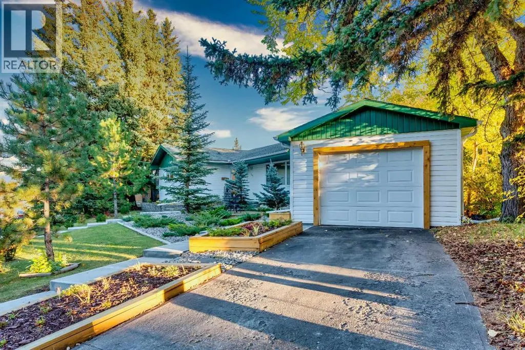 343 Canterbury Drive SW