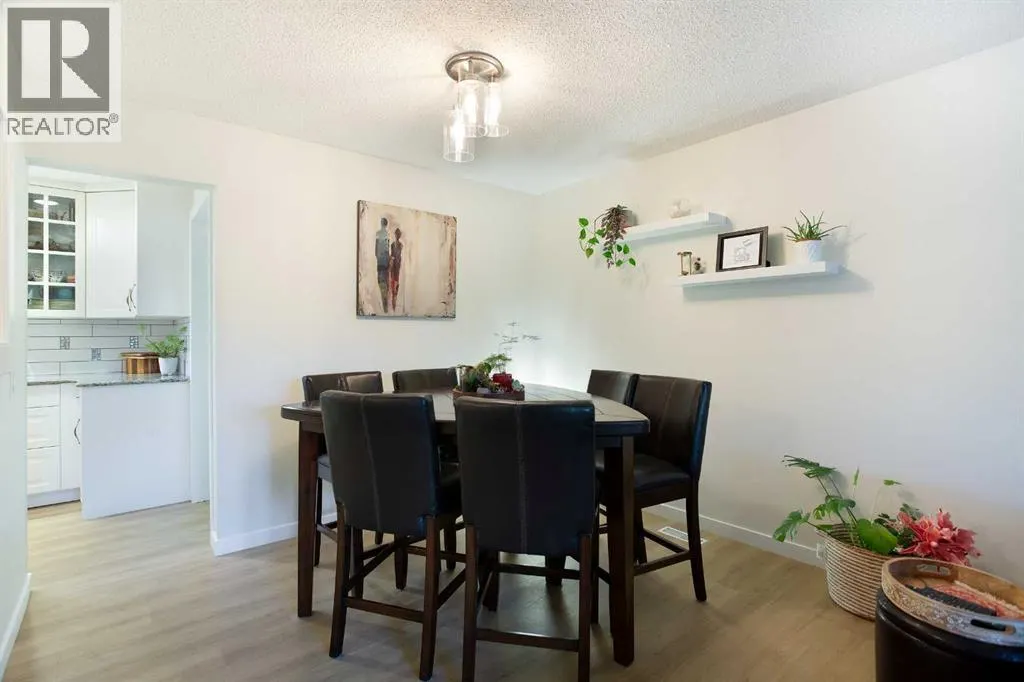 343 Canterbury Drive SW