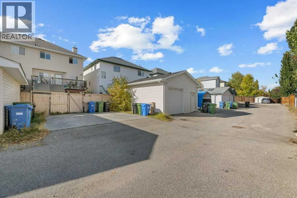 154 Bridlewood Drive SW