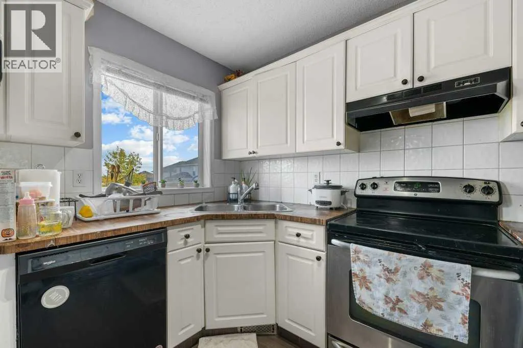 154 Bridlewood Drive SW