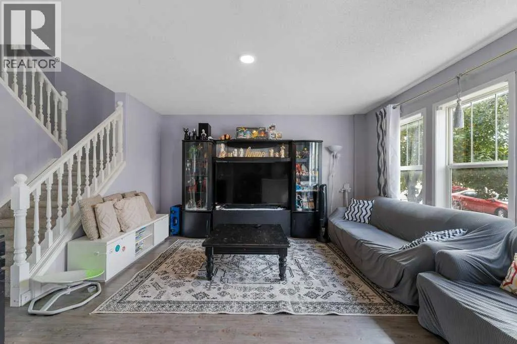 154 Bridlewood Drive SW