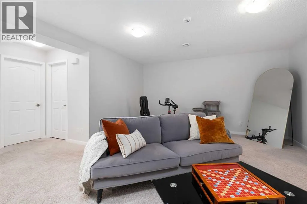 103 Cranford Park SE