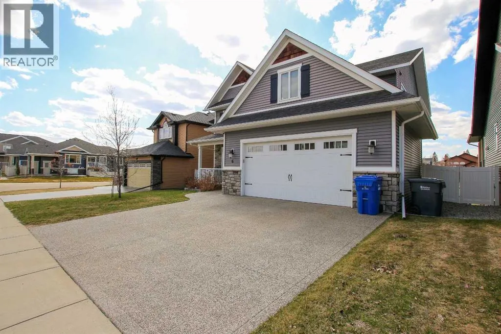 6 Grove Close