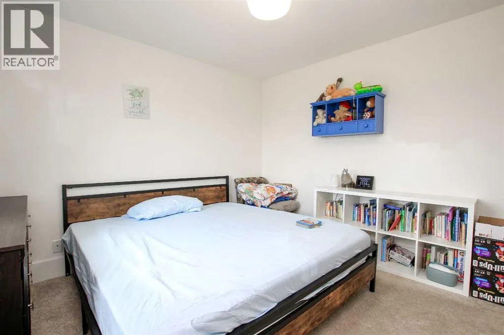 6 Grove Close