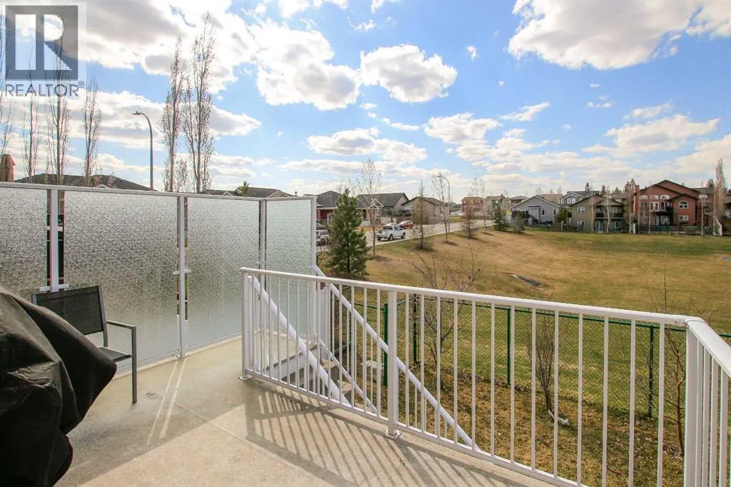 6 Grove Close