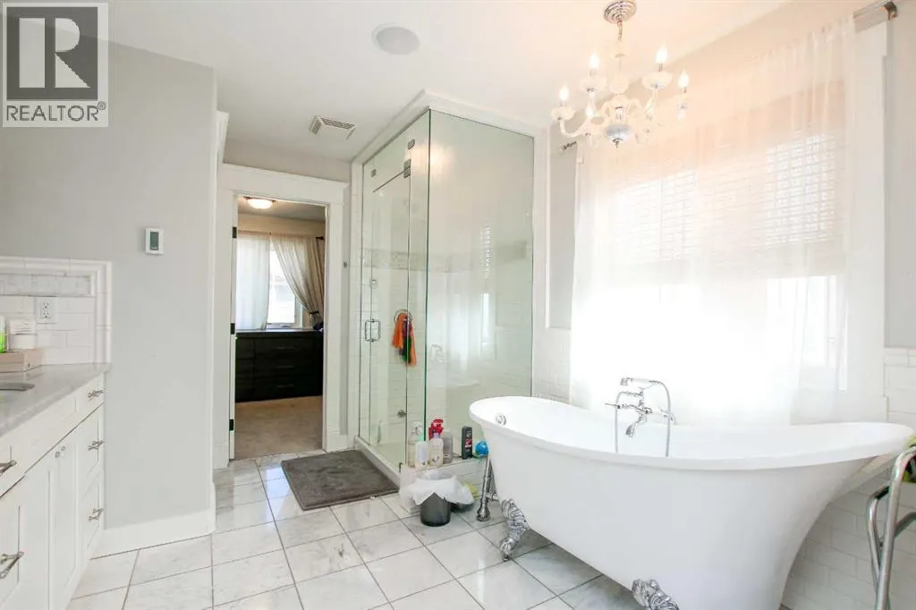 6 Grove Close