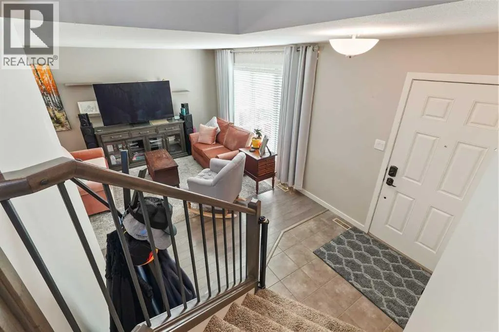 377 Moonlight Way W