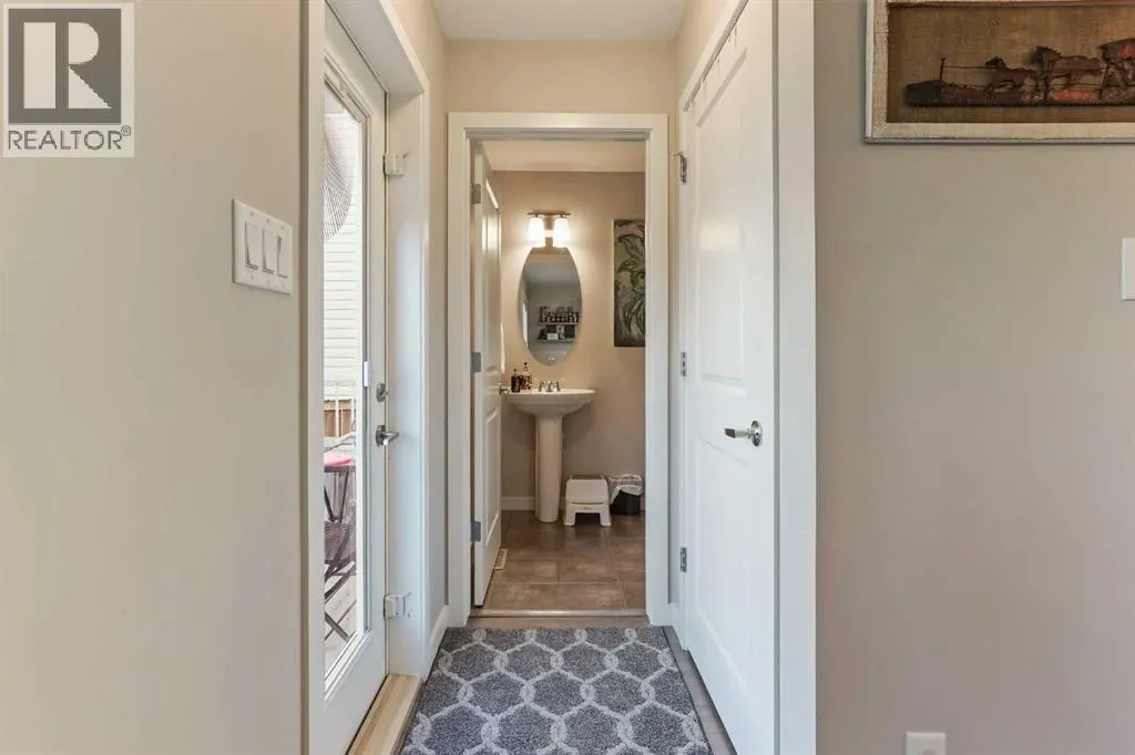 377 Moonlight Way W