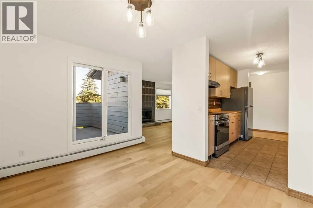 3302, 80 Glamis Drive SW