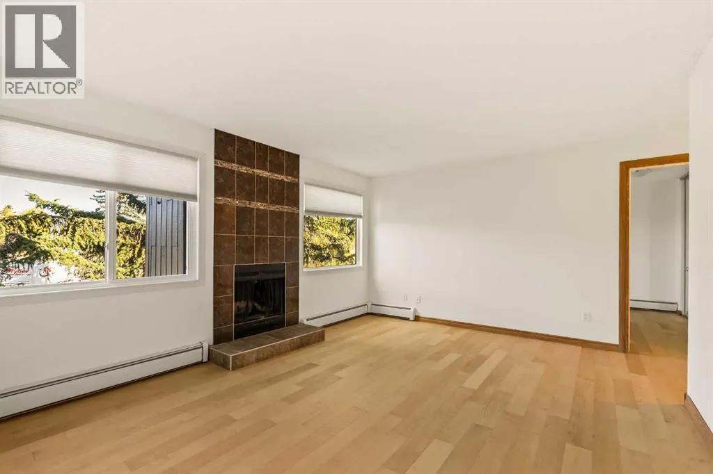 3302, 80 Glamis Drive SW