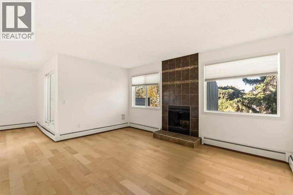 3302, 80 Glamis Drive SW