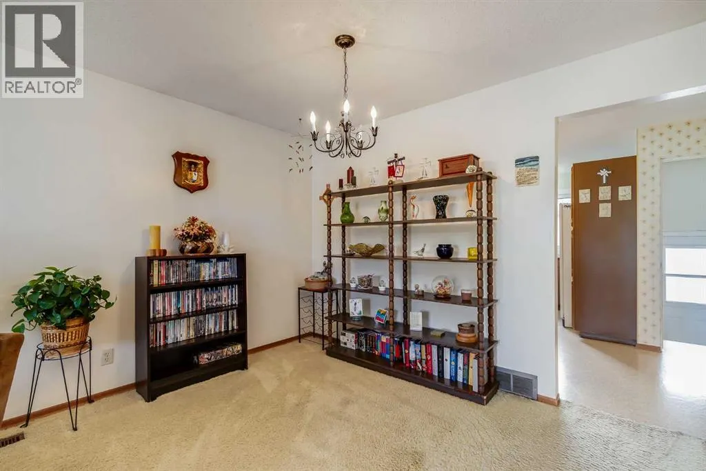 311 Midridge Road SE