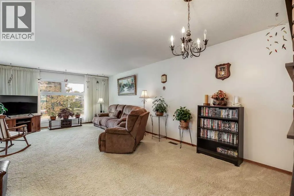 311 Midridge Road SE
