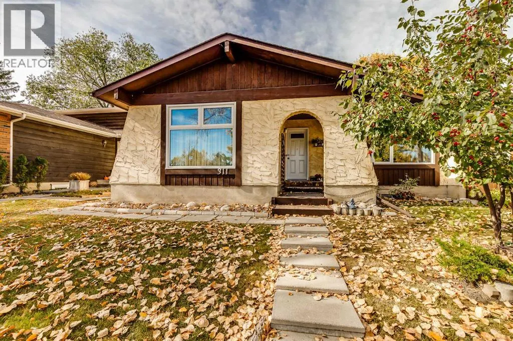 311 Midridge Road SE
