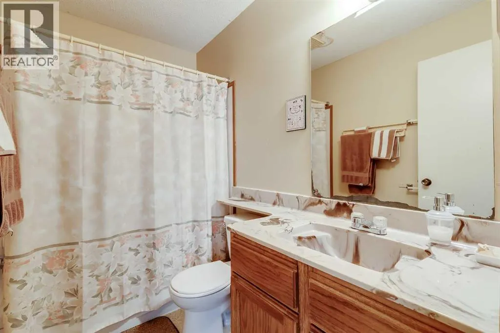 311 Midridge Road SE