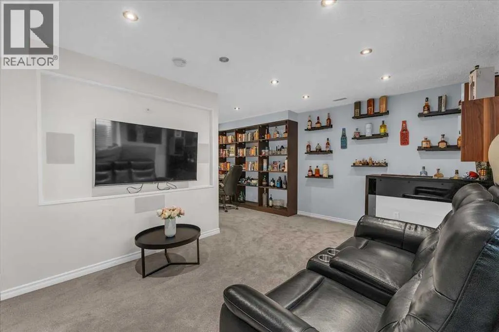 35 Tuscany Ridge Terrace NW