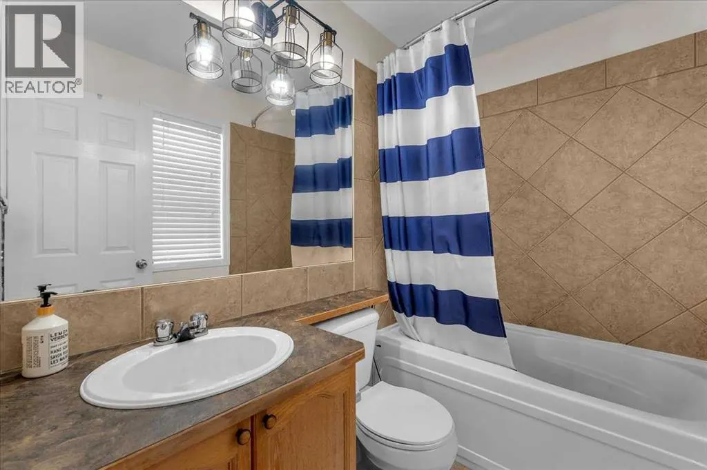 35 Tuscany Ridge Terrace NW