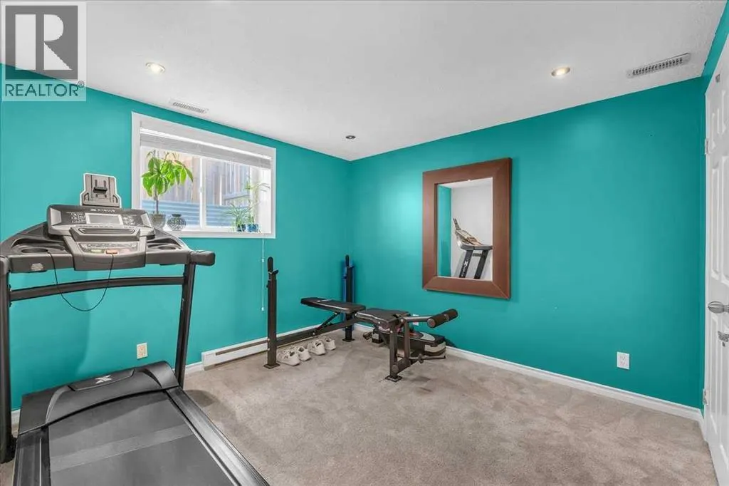 35 Tuscany Ridge Terrace NW