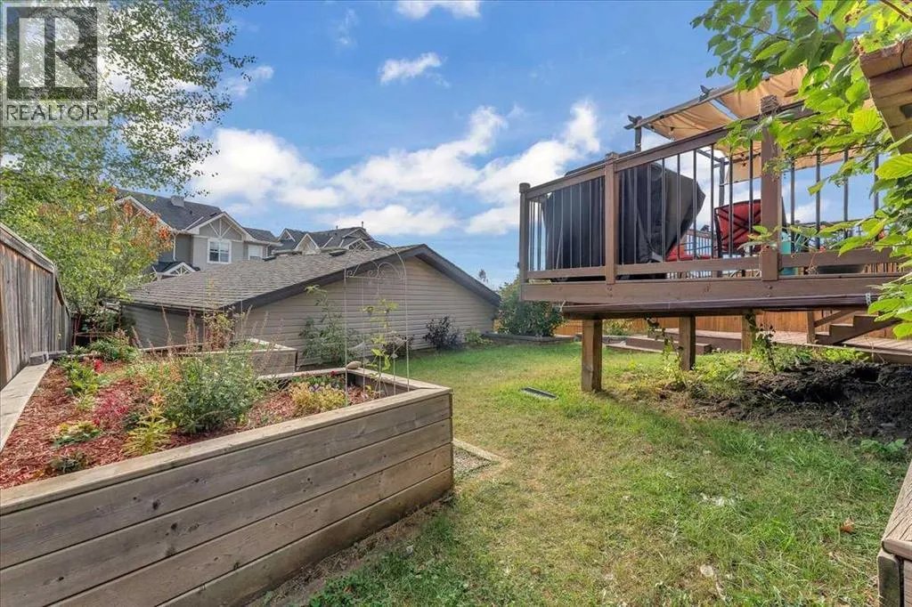 35 Tuscany Ridge Terrace NW