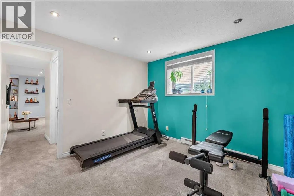 35 Tuscany Ridge Terrace NW